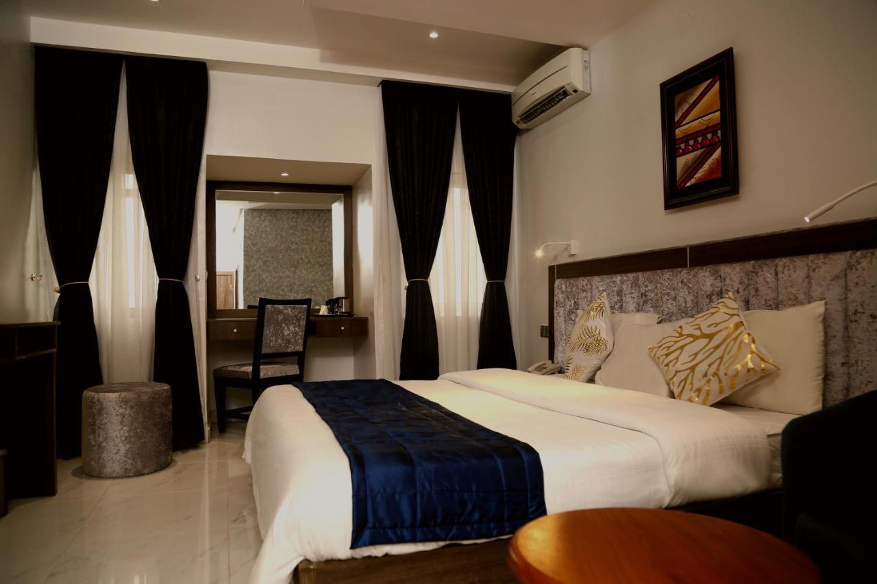 Swiss International The Vistana Hotel Lekki Exterior photo