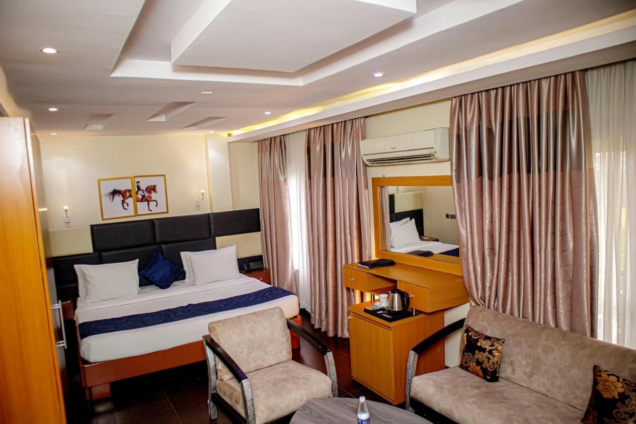 Swiss International The Vistana Hotel Lekki Exterior photo